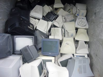 odpady elektroniczne 400x300 - Odpady elektroniczne