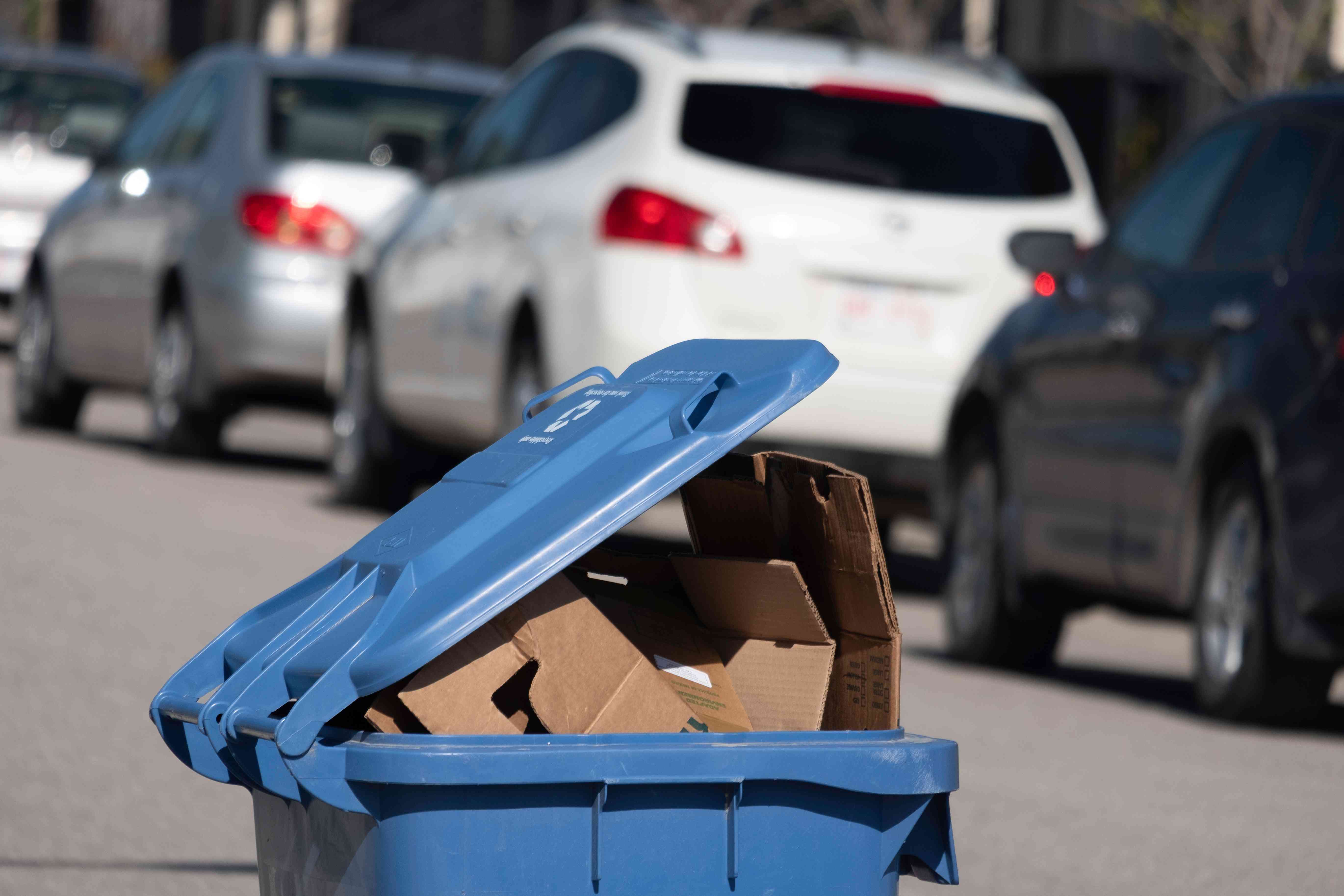 Umowa na wywóz śmieci – gdzie i jak ją podpisać?